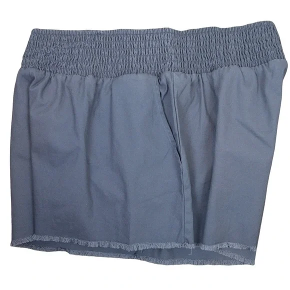 Wild Fable Smocked Waistband Raw Hem High Rise Shorts, Size XXL Grey Microstripe - Picture 5 of 9